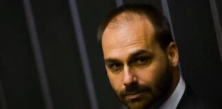 PF investiga Eduardo Bolsonaro por suposta prática de crimes transnacionais no caso Master
